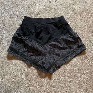 Lululemon run shorts, high waisted size 4